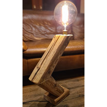 Lade das Bild in den Galerie-Viewer, UNIKAT - Altholz Stehlampe Vintage DerHolzshop