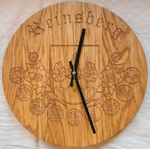 Lade das Bild in den Galerie-Viewer, Wanduhr Massivholz Eiche - Edition Forchheim DerHolzshop