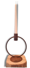 Lade das Bild in den Galerie-Viewer, Altholz Kerzenständer Antik DerHolzshop