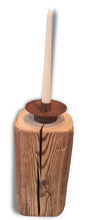 Lade das Bild in den Galerie-Viewer, Altholz Kerzenständer Schlicht DerHolzshop