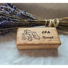 Lade das Bild in den Galerie-Viewer, Flaschenöffner Eiche - Edition Forchheim DerHolzshop