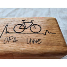 Lade das Bild in den Galerie-Viewer, Flaschenöffner Eiche - Edition Forchheim DerHolzshop