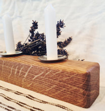 Lade das Bild in den Galerie-Viewer, Kerzenhalter Eiche DerHolzshop