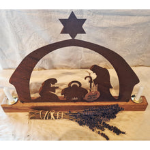 Lade das Bild in den Galerie-Viewer, Kerzenhalter Krippe DerHolzshop