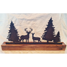 Lade das Bild in den Galerie-Viewer, Kerzenhalter Wald DerHolzshop