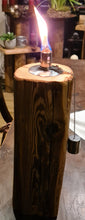 Lade das Bild in den Galerie-Viewer, Altholz Öllampe DerHolzshop