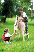 Lade das Bild in den Galerie-Viewer, Spielzeug Pferdepflege-Set mit Tasche LEGL
