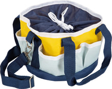 Lade das Bild in den Galerie-Viewer, Spielzeug Pferdepflege-Set mit Tasche LEGL
