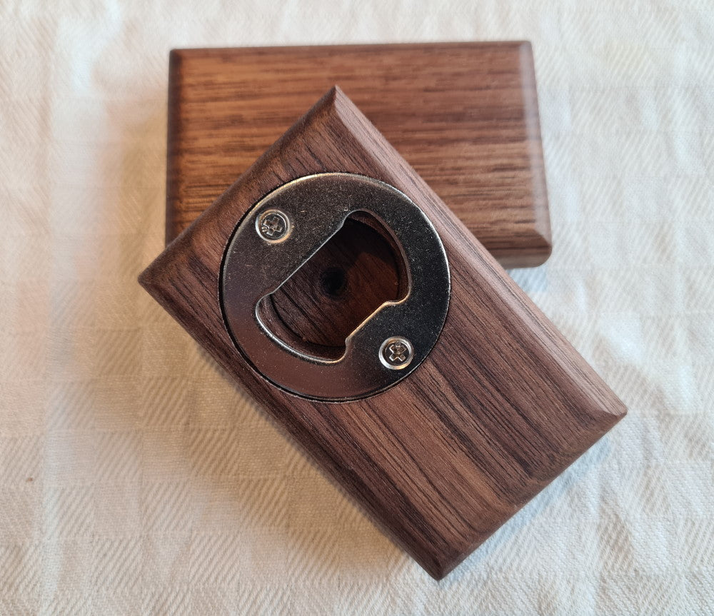 Flaschenöffner Nussbaum DerHolzshop