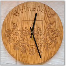 Lade das Bild in den Galerie-Viewer, Wanduhr Massivholz Eiche - Edition Reinsberg DerHolzshop
