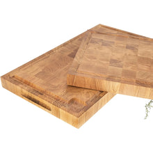 Lade das Bild in den Galerie-Viewer, Hackblock aus Eichenholz XXL - 60 cm Stirnholzbrett mit Saftrille HOF
